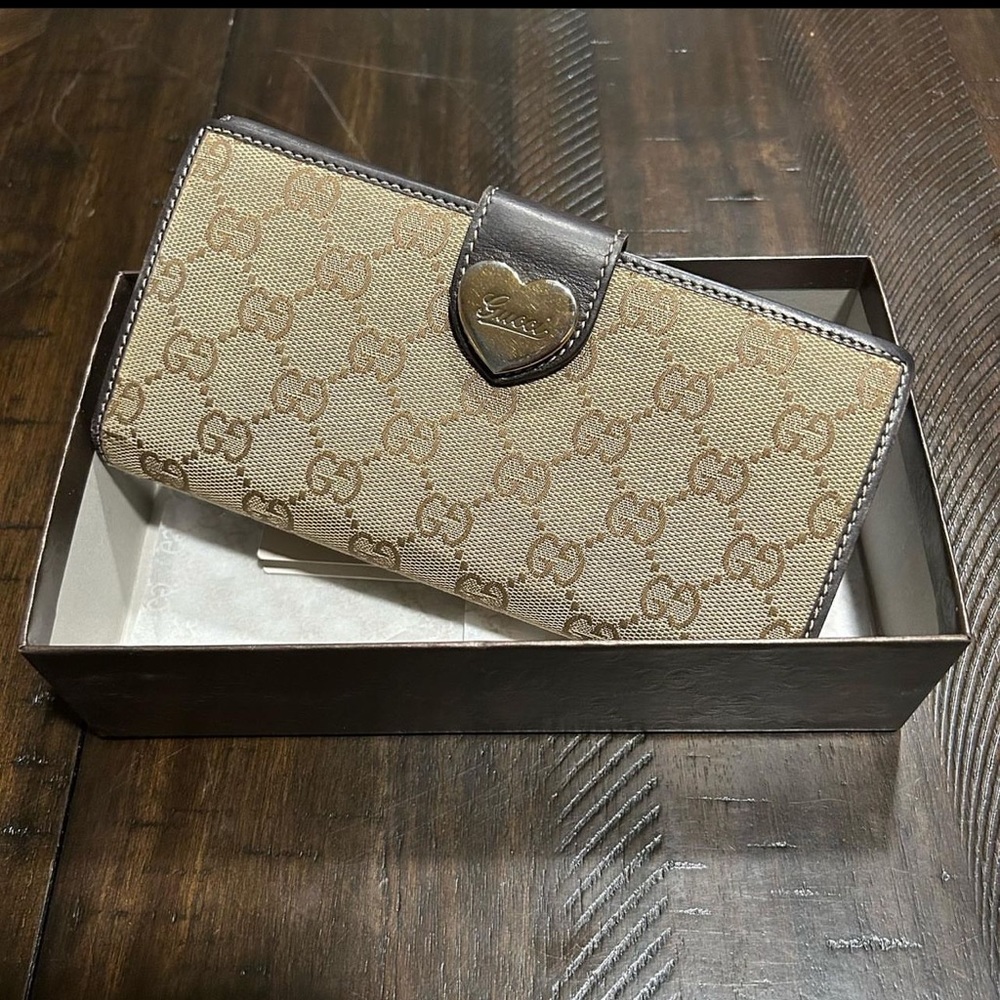 Gucci Monogram Heart Wallet